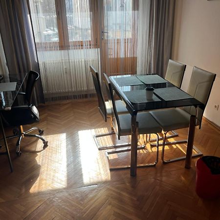 Romana 100 Sqm Deluxe Apartament Bucarest Exterior foto